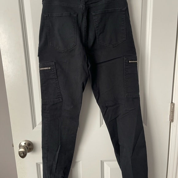 Banana Republic | Cargo / Zipper Pockets | Skinny / Stretch Pants | Mid-Rise - Picture 6 of 8